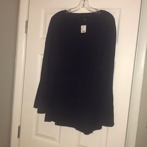 Bell sleeved  plum sweater